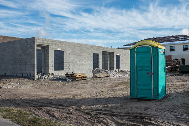 Best Portable toilet rental cost  in North Aurora, IL